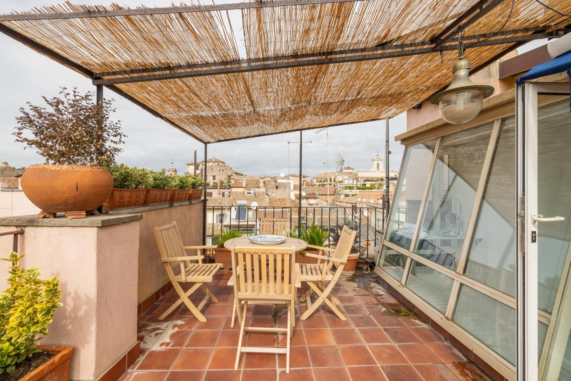 Apartment Pantheon With Terrace Rom