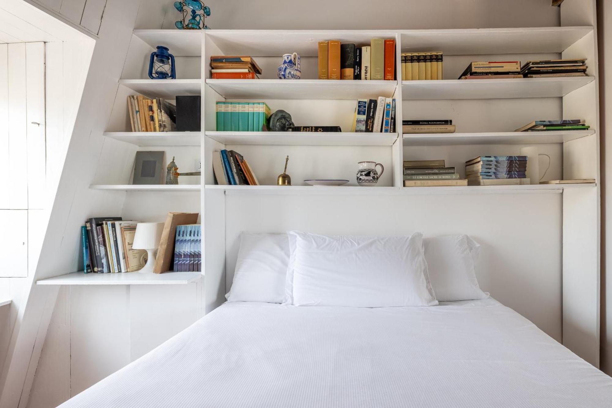 Apartment Pantheon With Terrace Rom